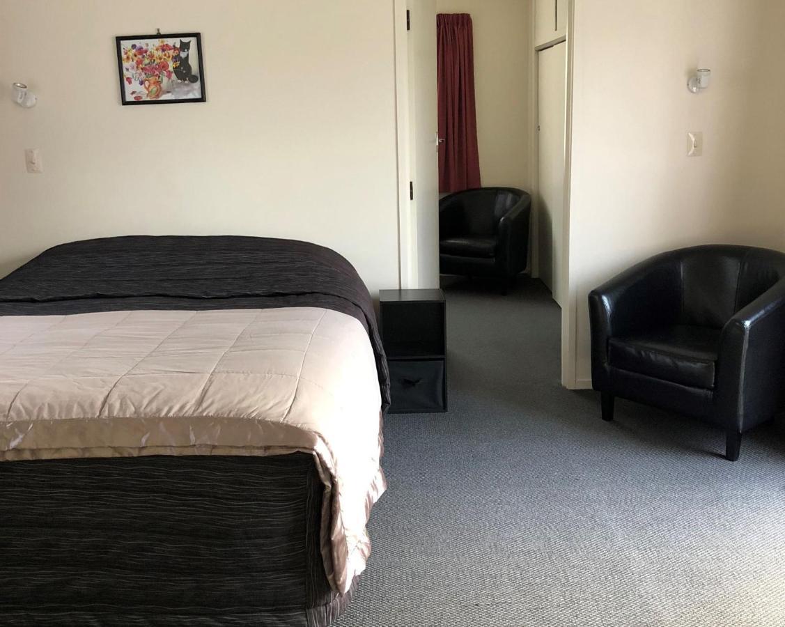 Alexandra Garden Court Motel Quarto foto